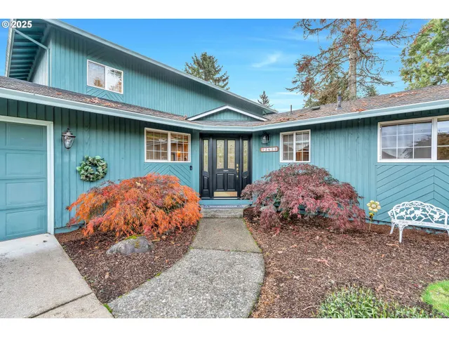 $850,000 | 12650 Southeast Staley Avenue, Damascus, OR 97089