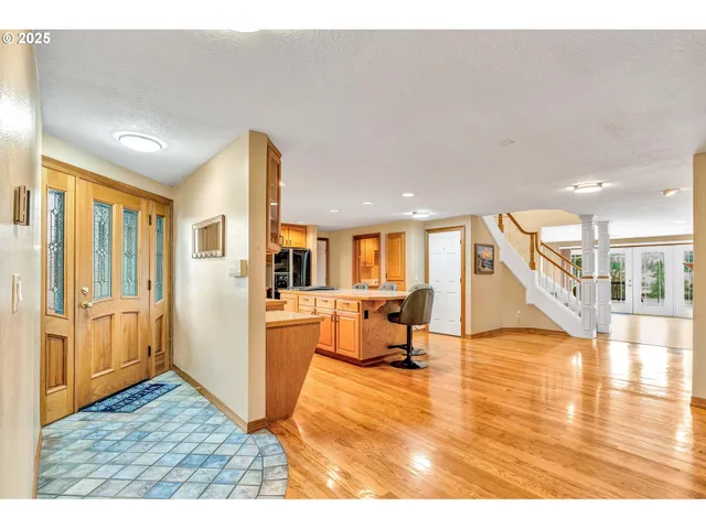 $850,000 | 12650 Southeast Staley Avenue, Damascus, OR 97089