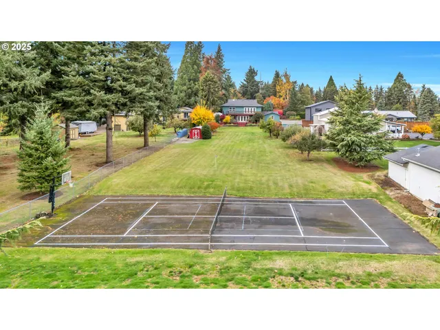 $850,000 | 12650 Southeast Staley Avenue, Damascus, OR 97089
