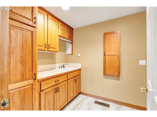 $850,000 | 12650 Southeast Staley Avenue, Damascus, OR 97089