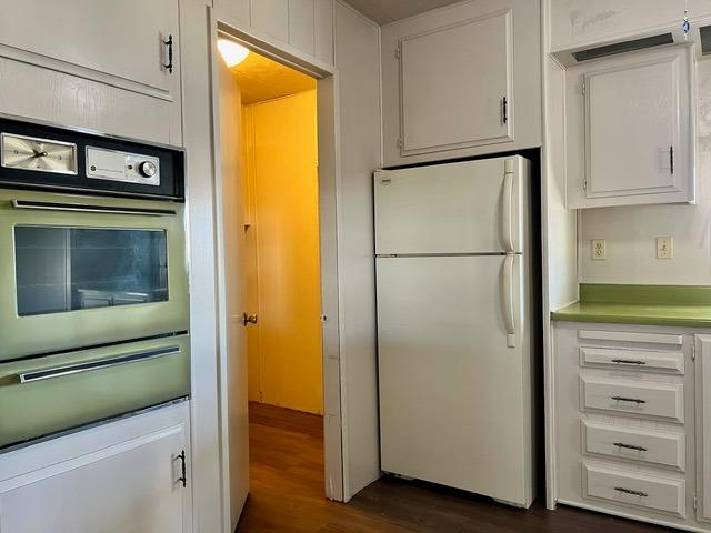 1500 Villa Avenue, Unit 23 Clovis, CA 93612 - Photo 22 of 33 a white refrigerator freezer and a stove sitting inside of a kitchen