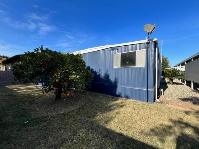 1500 Villa Avenue, Unit 23 Clovis, CA 93612 - Photo 7 of 33 a view of a backyard