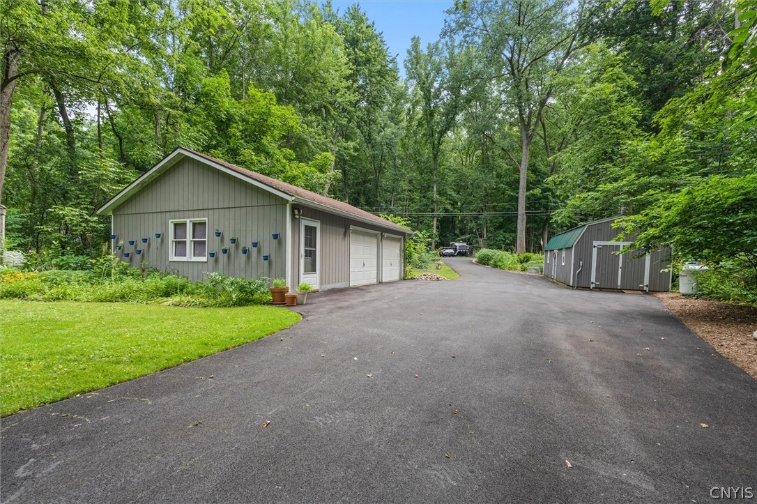 7255 Farnham Road Lysander, NY 13112 - Photo 36 of 50