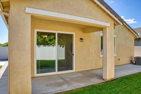 $529,000 | 2904 Cotton Briar Lane, Manteca, CA 95336