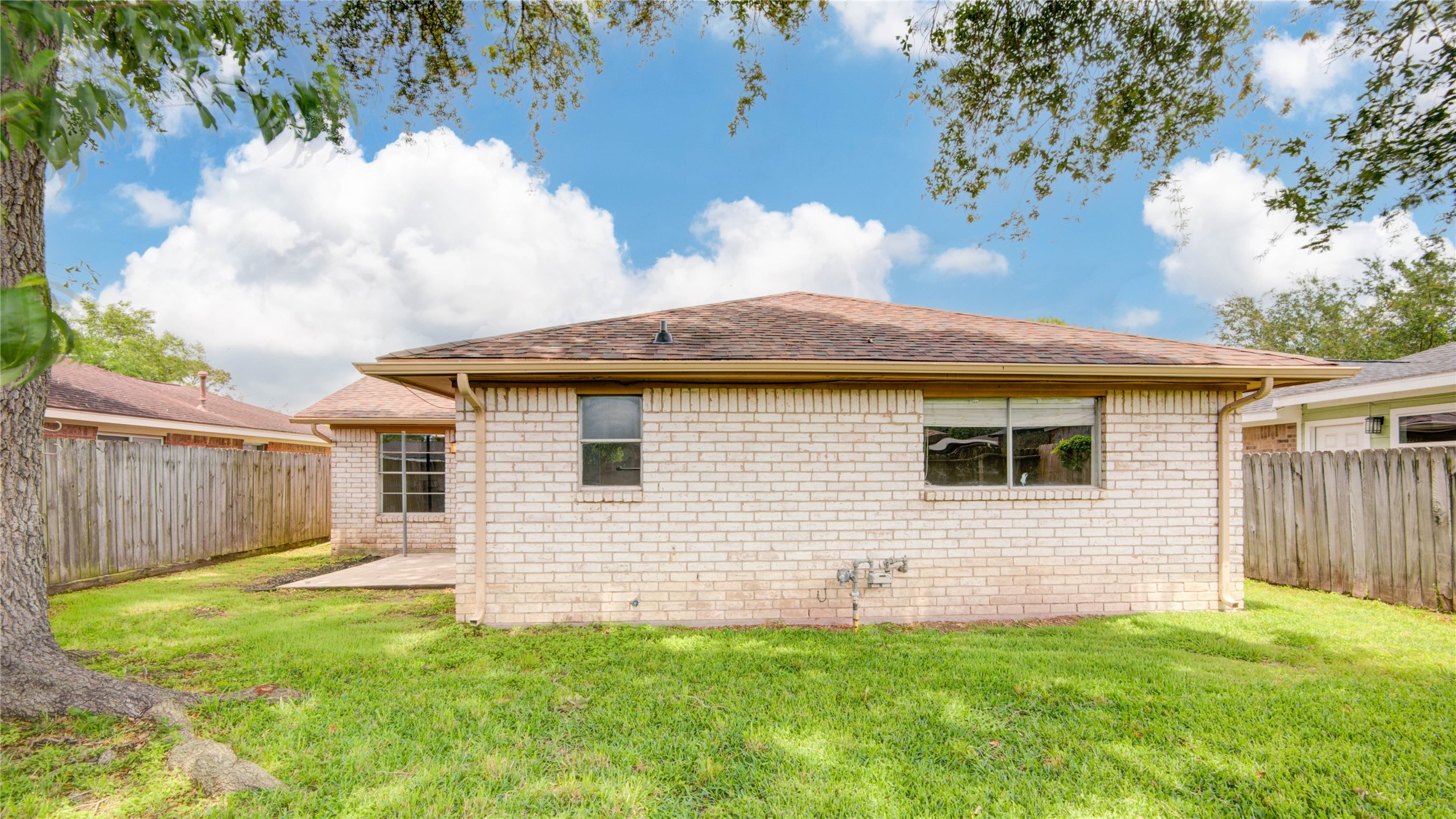 1230 Epsilon Street Pasadena, TX 77504 - Photo 26 of 27 a front view of a house with a yard