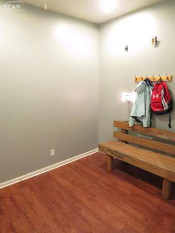7104 Cook Road Swartz Creek, MI 48473 - Photo 10 of 30 20457058-9.JPG