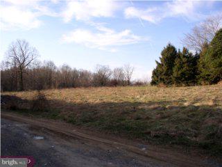 649 State Road West Grove, PA 19390 - Photo 3 of 5 Gallery Image 3