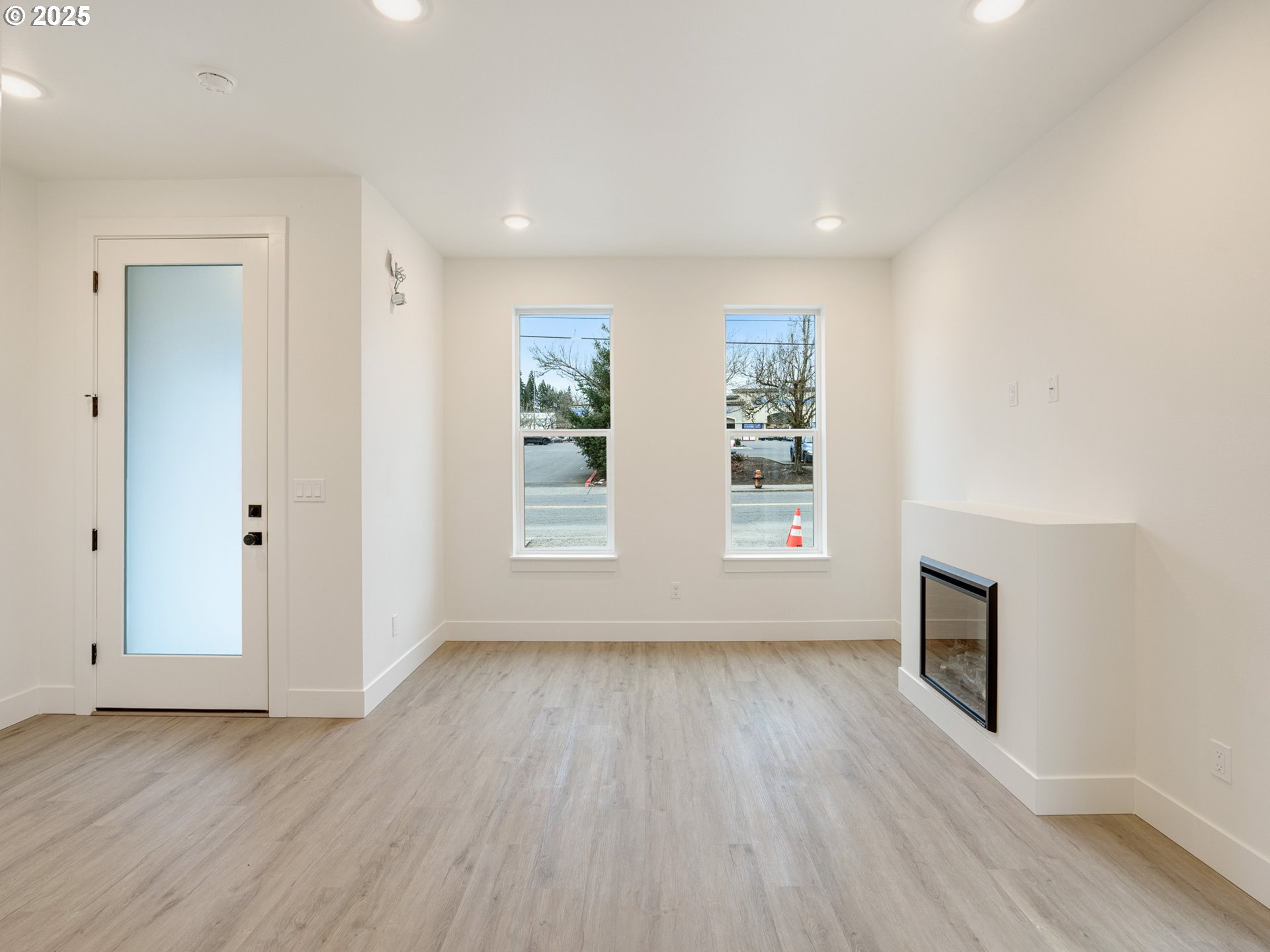 5855 Northeast Prescott Street Portland, OR 97218 - Photo 11 of 46