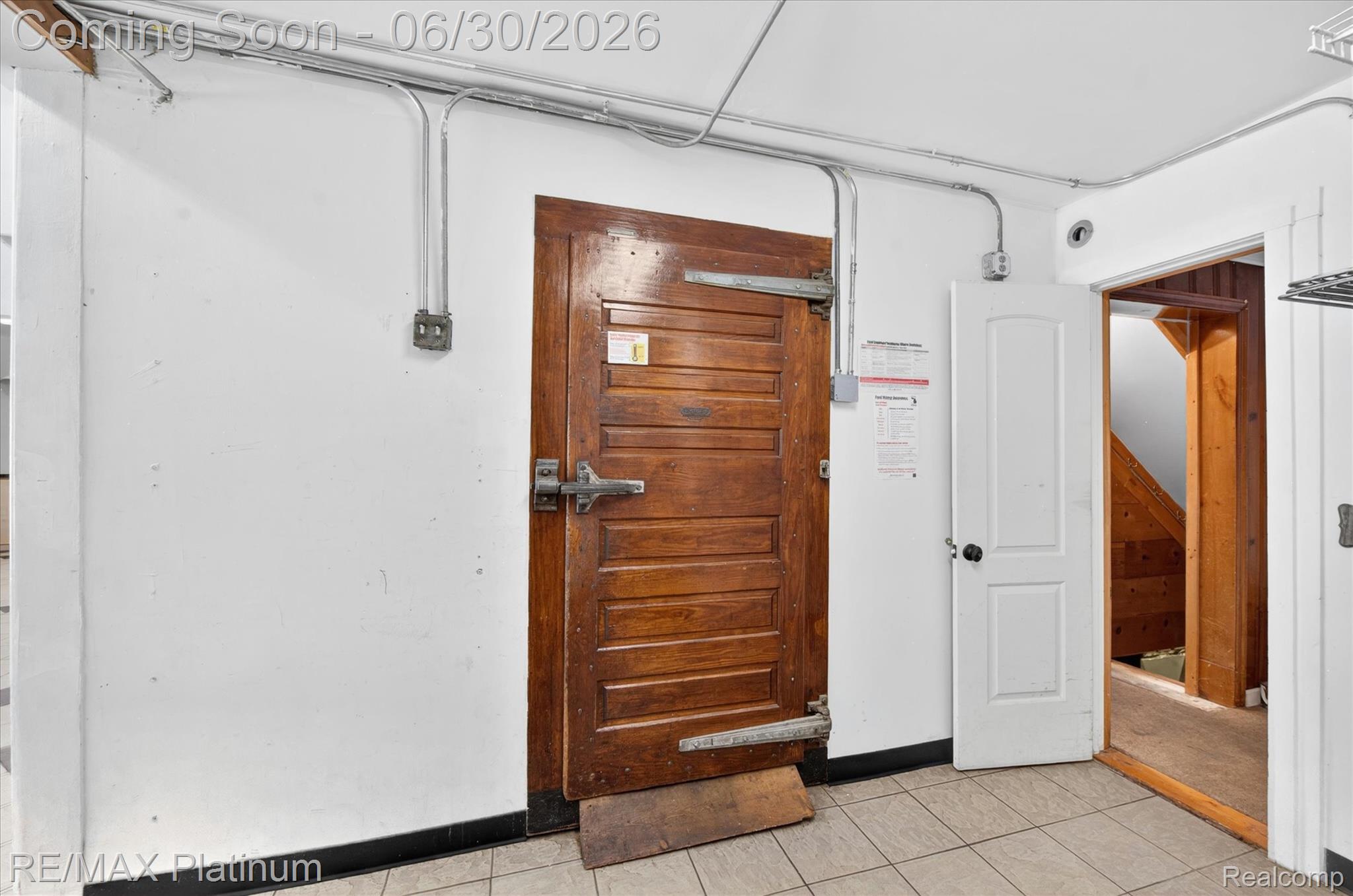 1462 South Hughes Road Howell, MI 48843 - Photo 25 of 37 39-1462-S-Hughes-Rd-Howell-MI-48843-WindowStill.jpg