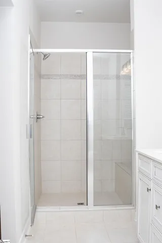 $2,300 | 17 Rollins Avenue, Greenville, SC 29607