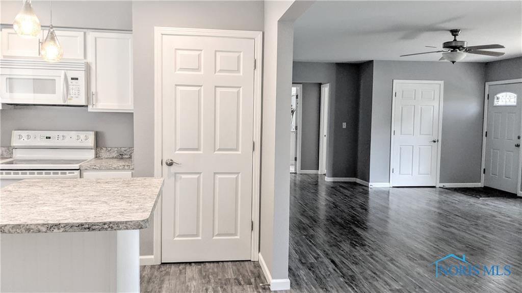 4758 Violet Road Toledo, OH 43623 - Photo 5 of 20 Gallery Image 5