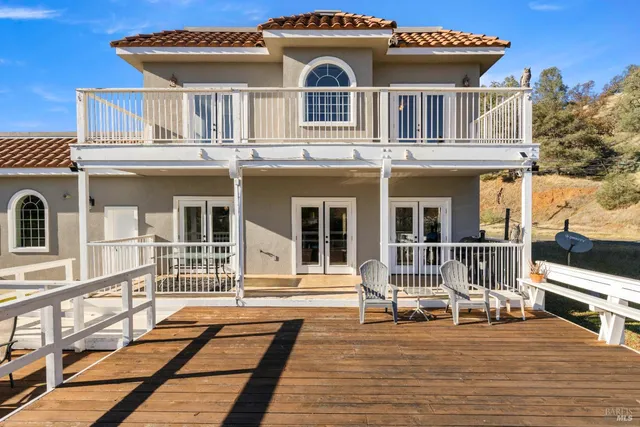 $640,000 | 11115 Lakeshore Drive, Clearlake, CA 95422