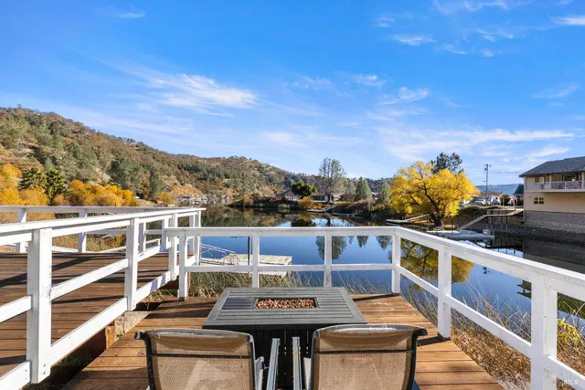 $640,000 | 11115 Lakeshore Drive, Clearlake, CA 95422