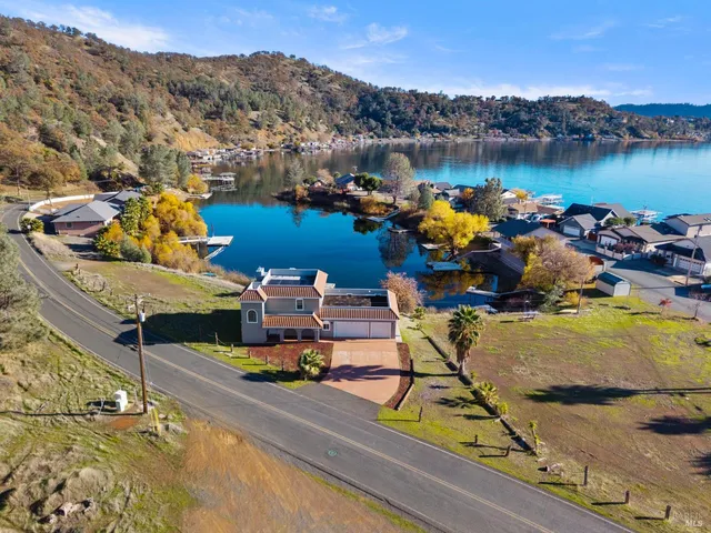 $640,000 | 11115 Lakeshore Drive, Clearlake, CA 95422