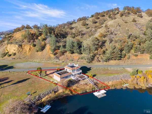 $615,000 | 11115 Lakeshore Drive, Clearlake, CA 95422