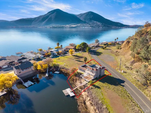 $615,000 | 11115 Lakeshore Drive, Clearlake, CA 95422