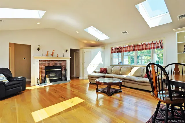 a view of an entryway with front door