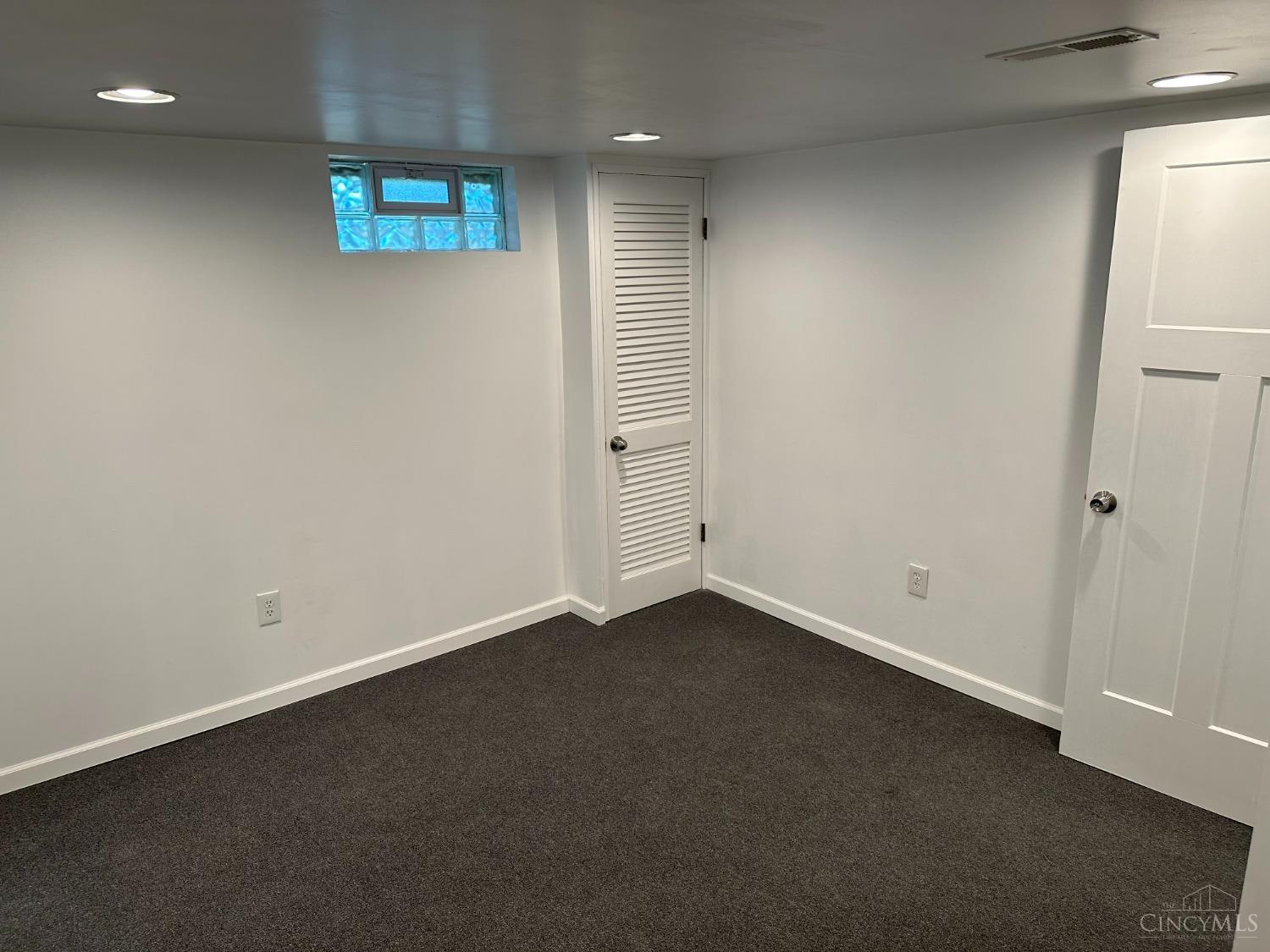 877 Martini Road Cincinnati, OH 45233 - Photo 13 of 19 Gallery Image 13