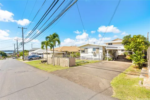 $899,000 | 99-354 Honohono Street, Aiea, HI 96701