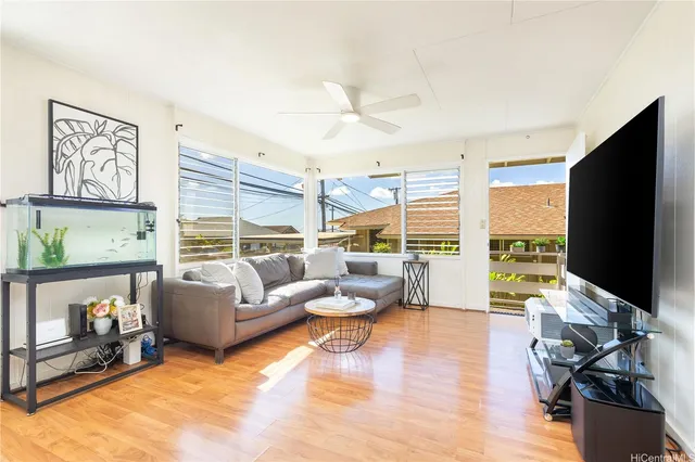 $899,000 | 99-354 Honohono Street, Aiea, HI 96701