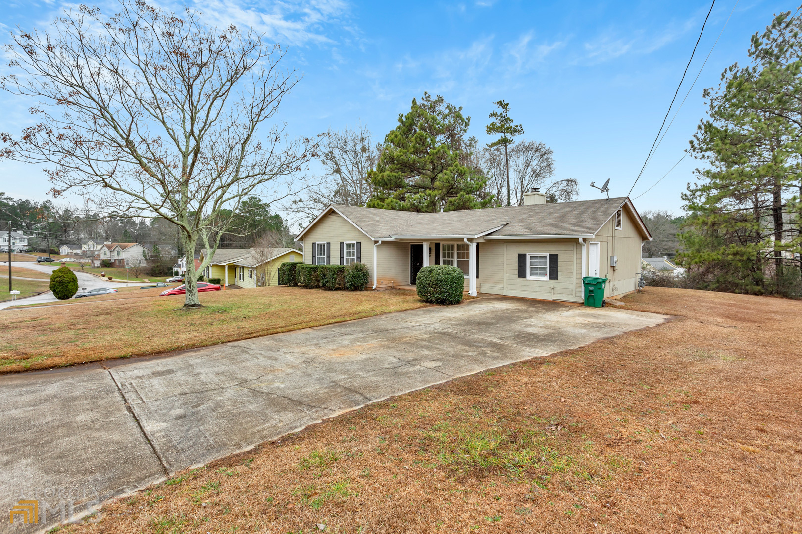 2530 Corner Stone Trail Decatur, GA 30034 - Photo 1 of 1 a front view of a house with a yard