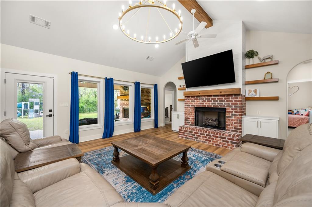 110 Walker Ferry Road Pollock, LA 71467 - Photo 5 of 51 Gallery Image 5