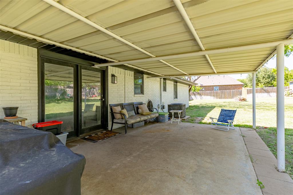 405 South Valcik Street Decatur, TX 76234 - Photo 22 of 26