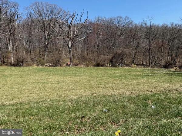 $249,000 | 21015 York Road, Parkton, MD 21120