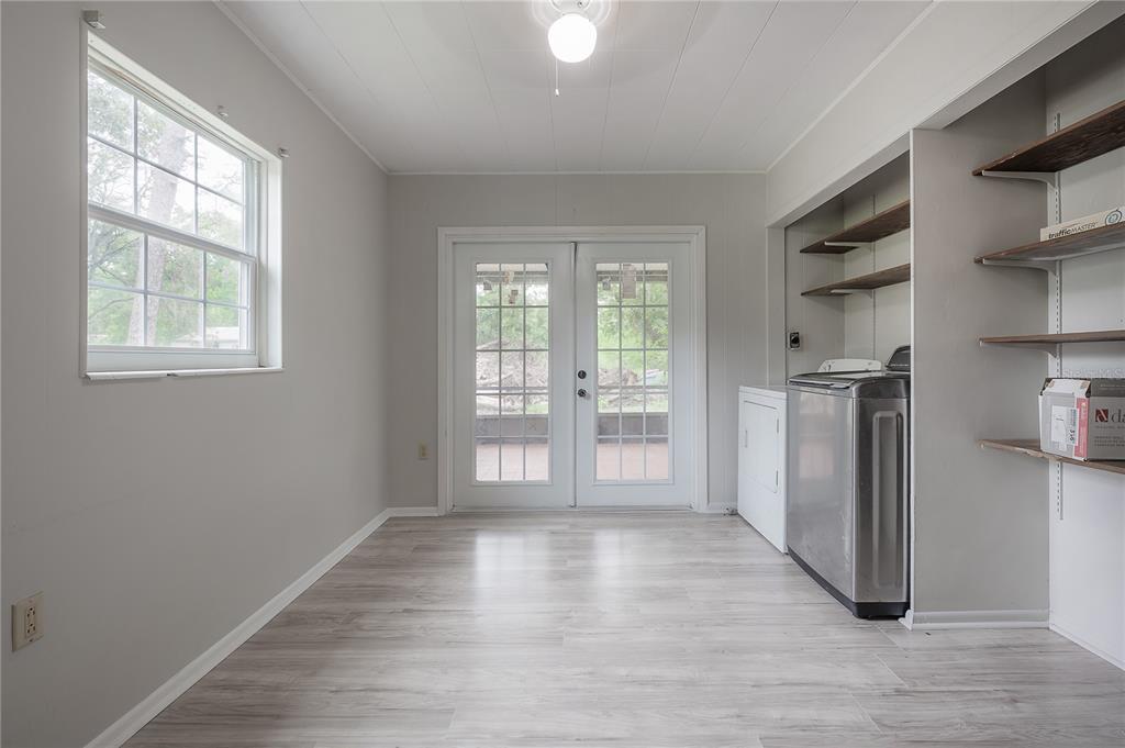 10411 North Woodmere Road Tampa, FL 33617 - Photo 14 of 29