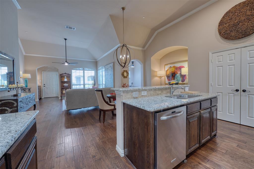 5671 Hummingbird Lane Fairview, TX 75069 - Photo 17 of 38