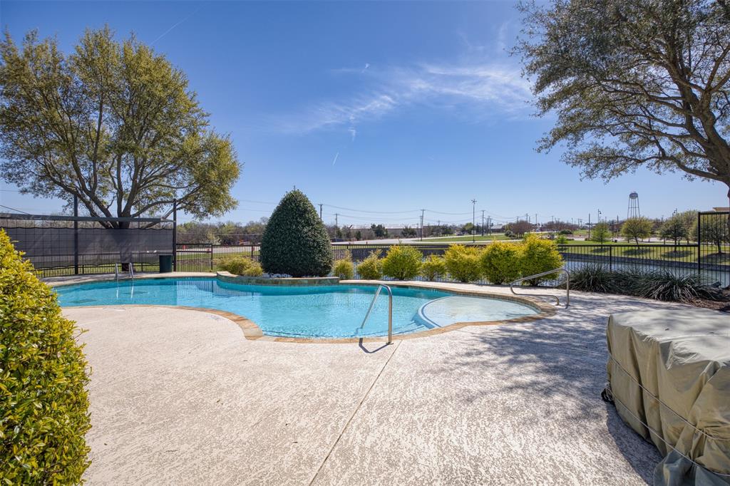 5671 Hummingbird Lane Fairview, TX 75069 - Photo 35 of 38