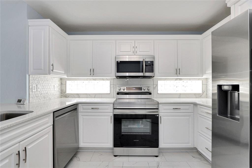 7336 Southwest 115th Place Ocala, FL 34476 - Photo 7 of 36
