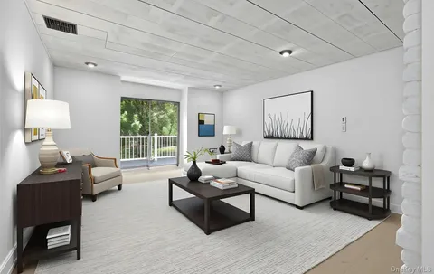 $1,499,000 | 18 West Mall Drive, Huntington, NY 11743
