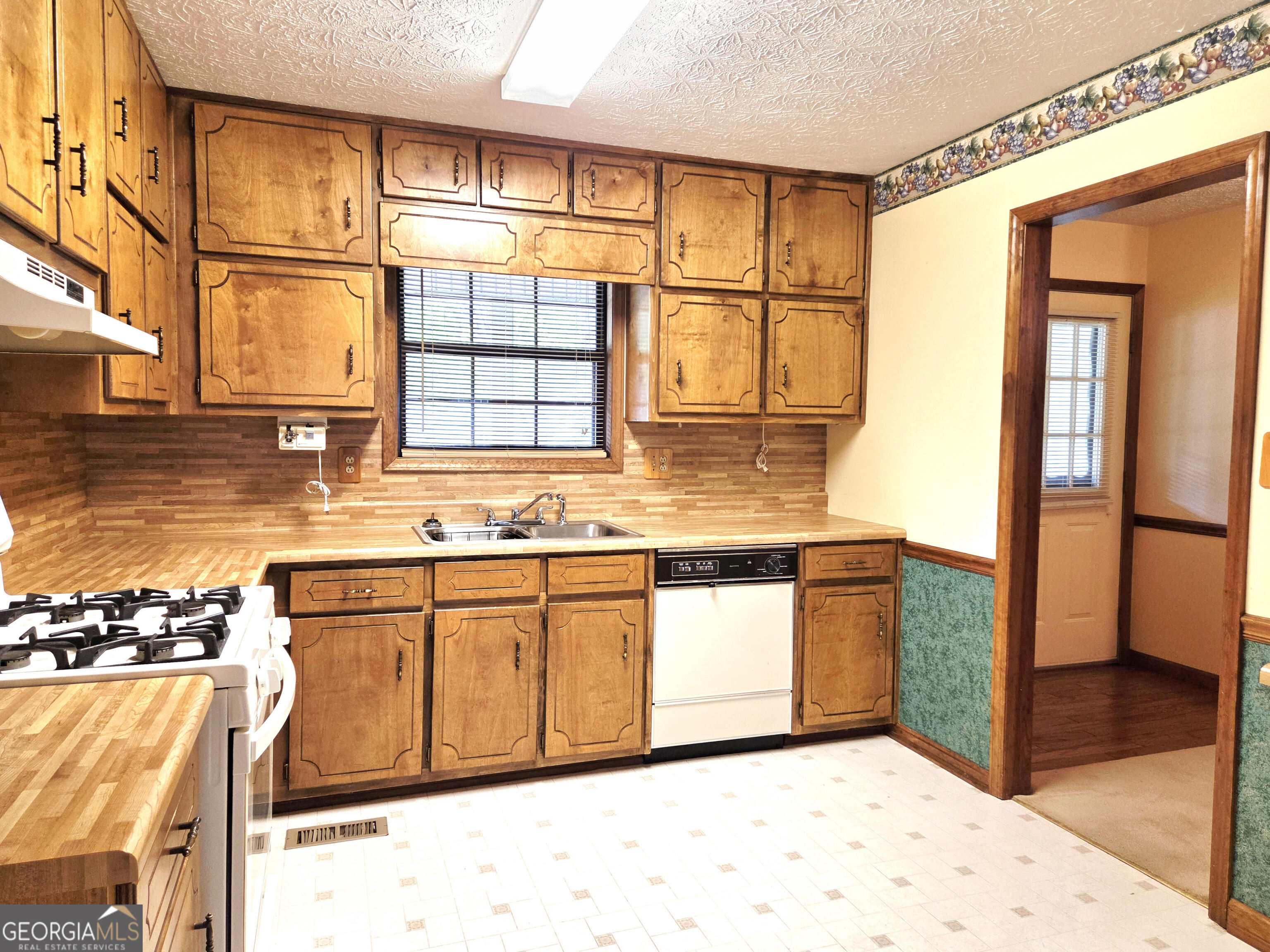 130 Stokes Drive Stockbridge, GA 30281 - Photo 14 of 27