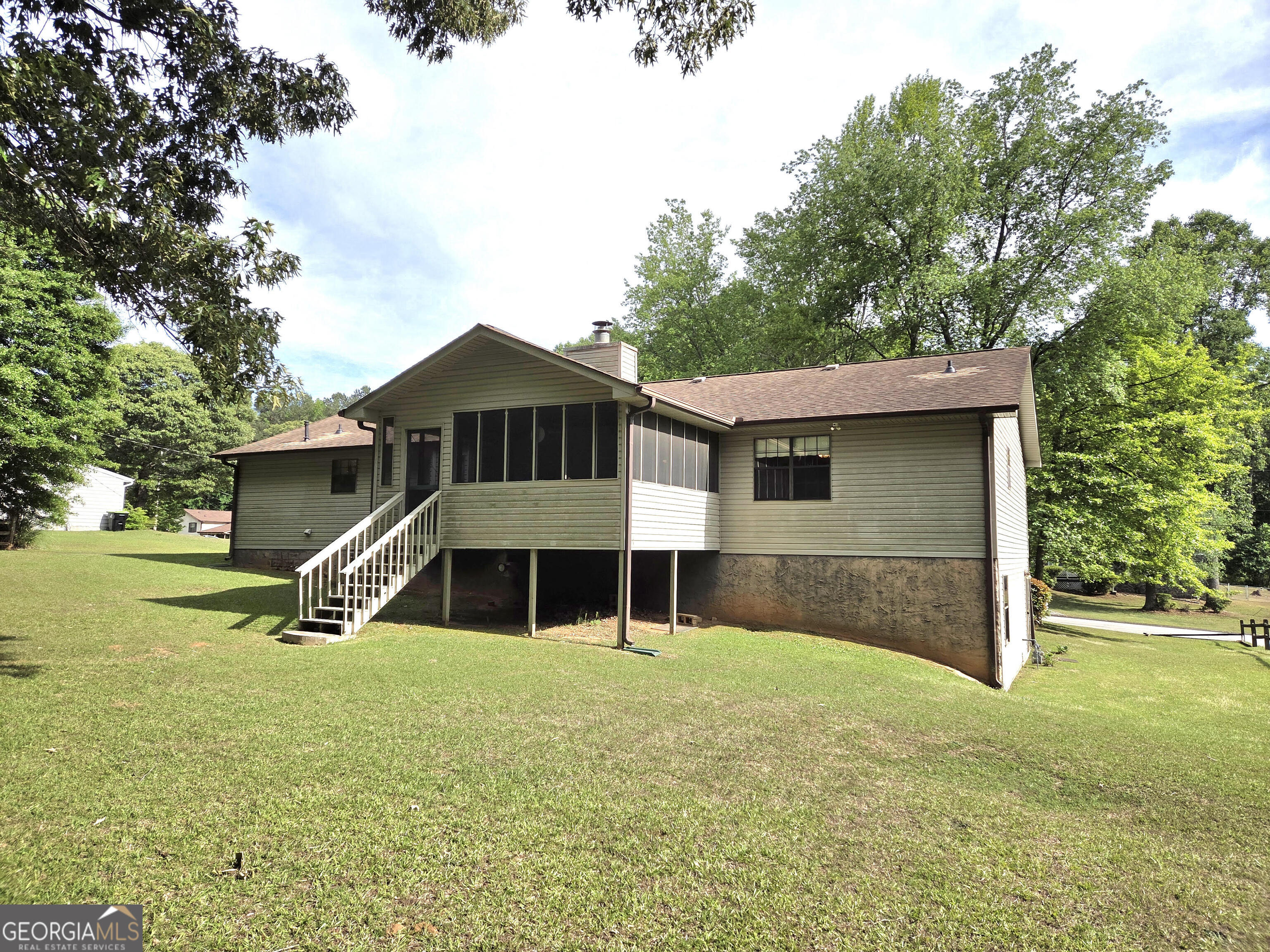 130 Stokes Drive Stockbridge, GA 30281 - Photo 3 of 27
