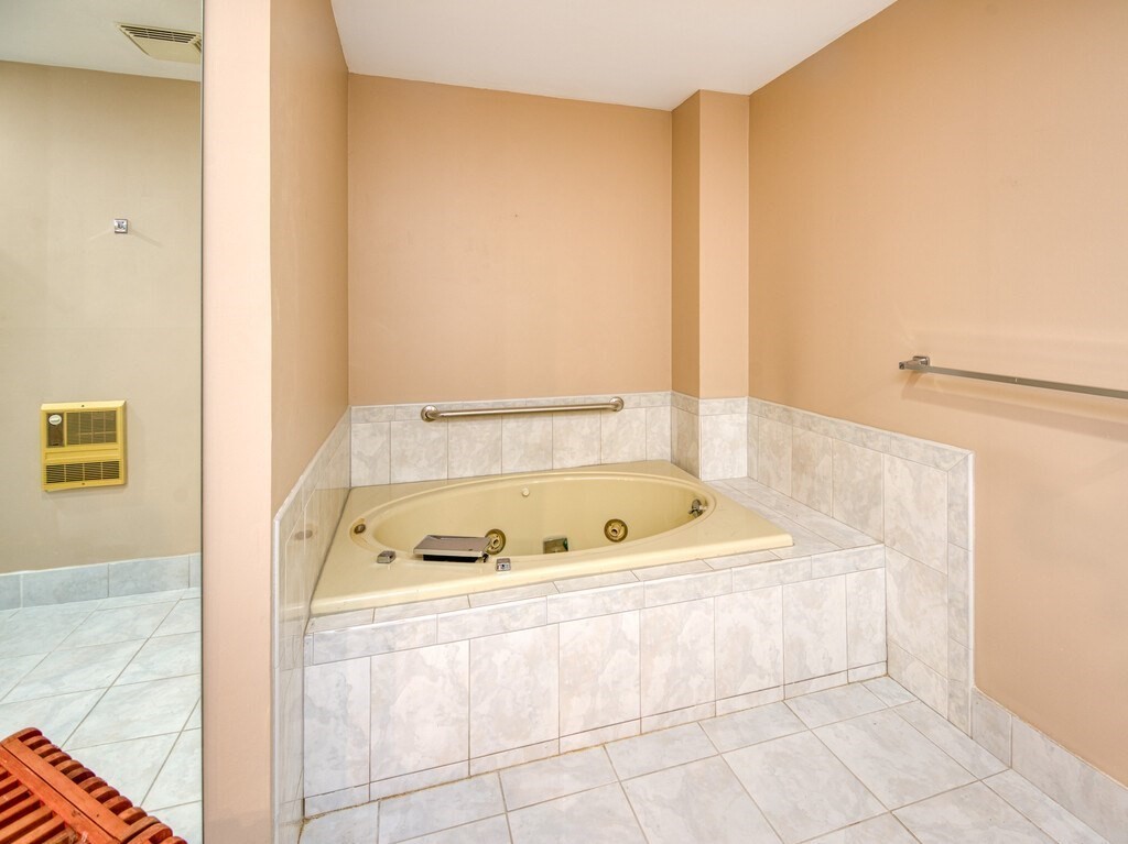 65 Lake Avenue, Unit 204 Worcester, MA 01604 - Photo 21 of 33