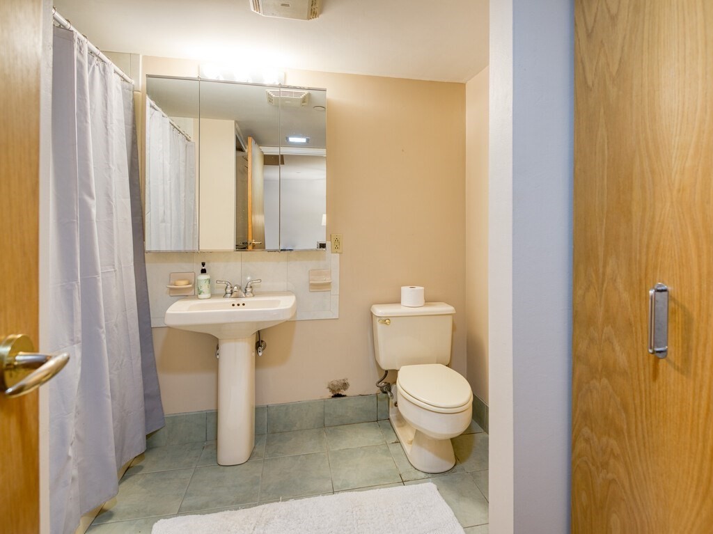 65 Lake Avenue, Unit 204 Worcester, MA 01604 - Photo 24 of 33