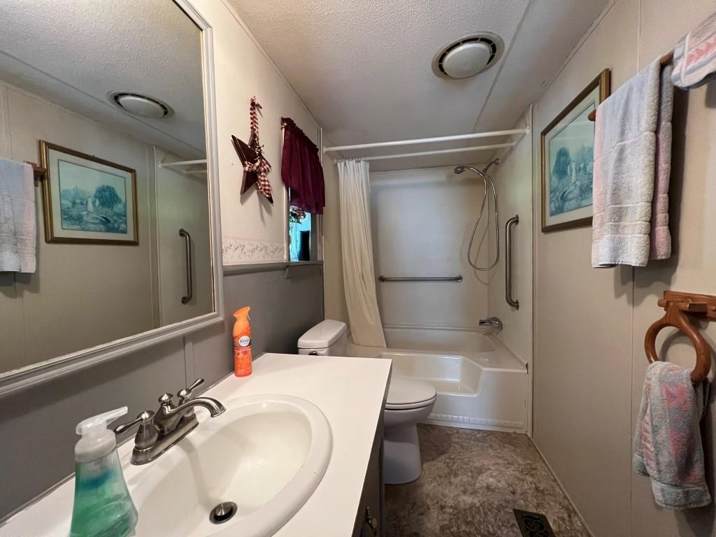 15 Mountainview Road Swanzey, NH 03446 - Photo 17 of 39 Gallery Image 17