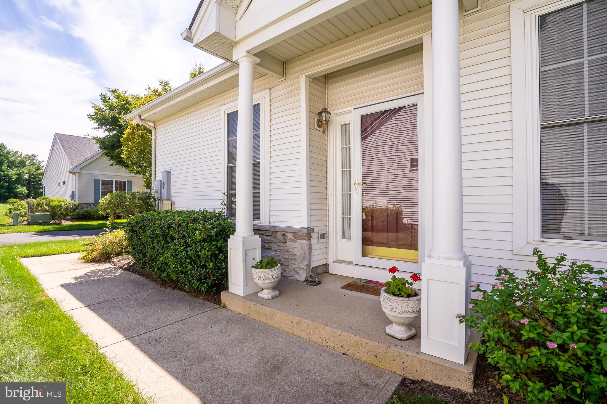 21 Meadowlark Drive Hamilton, NJ 08690 - Photo 3 of 24