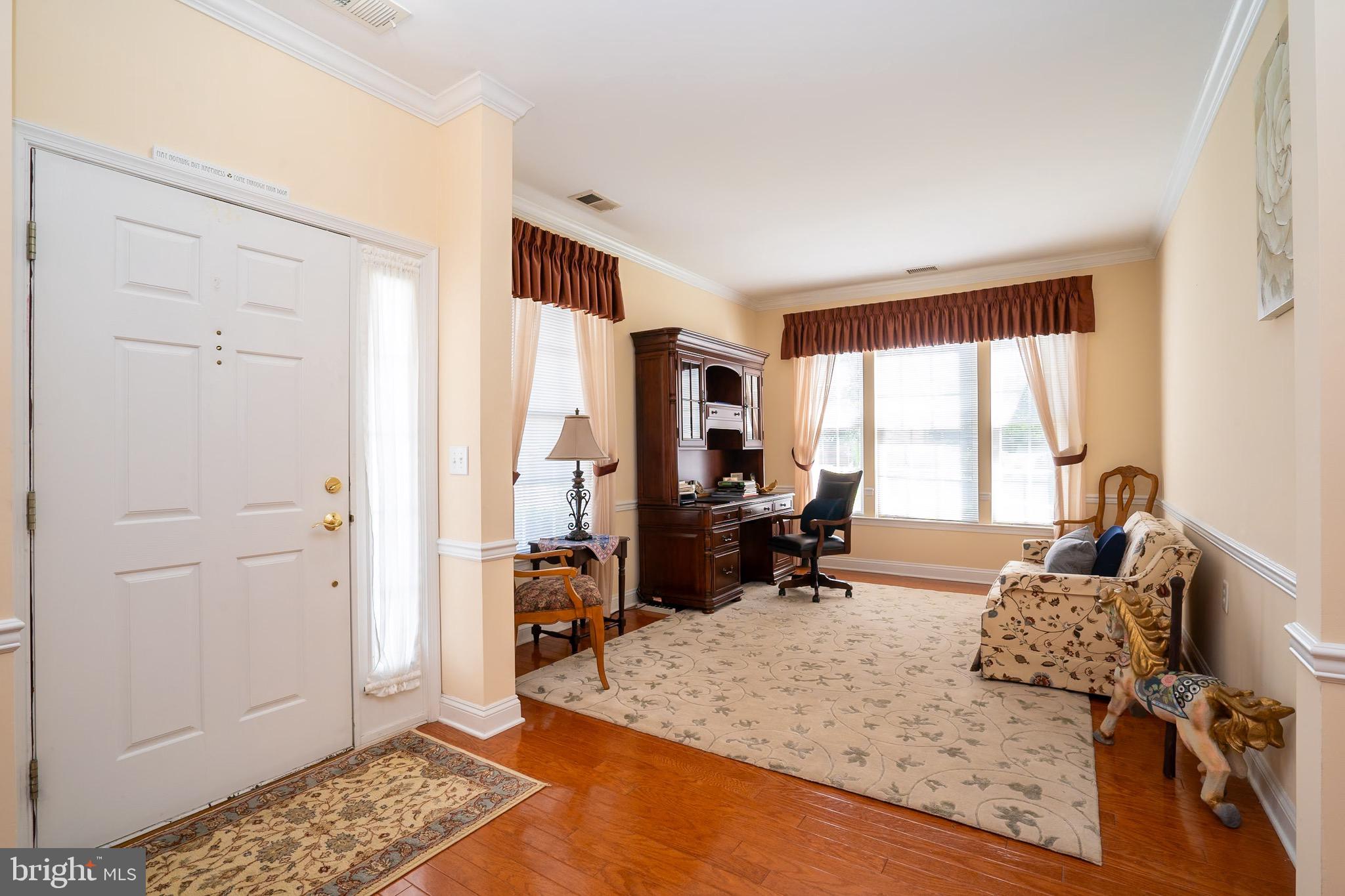 21 Meadowlark Drive Hamilton, NJ 08690 - Photo 4 of 24