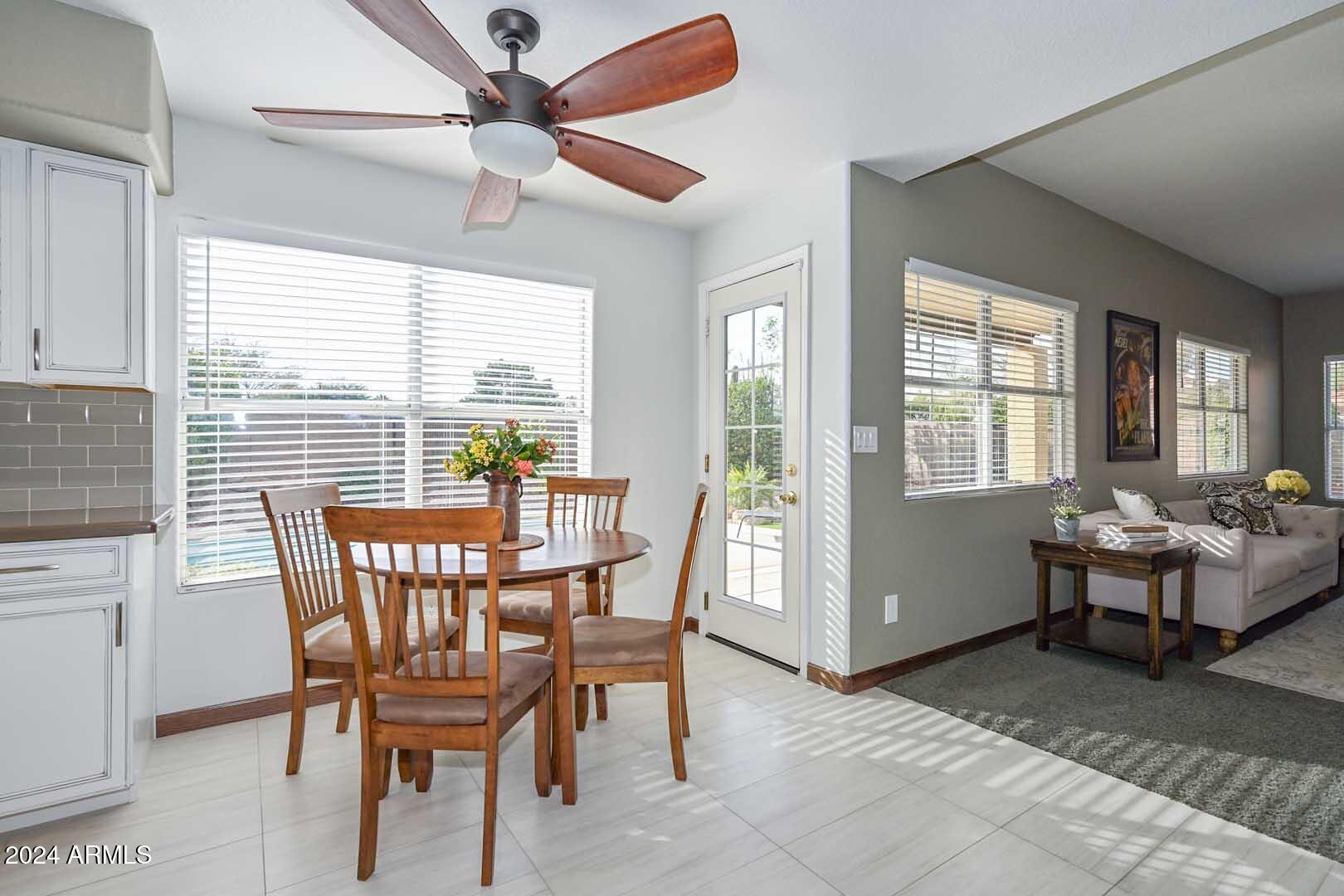 2953 East Calavar Road Phoenix, AZ 85032 - Photo 10 of 45 Breakfast Room
