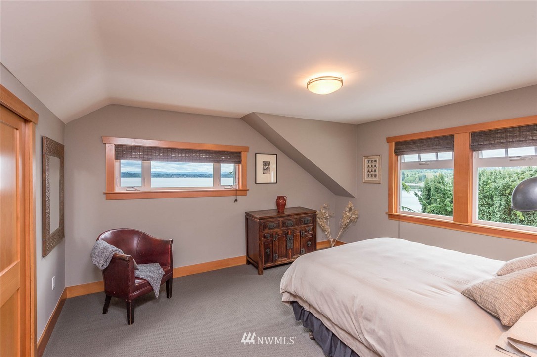 21432 Tramp Harbor Road Southwest Vashon, WA 98070 - Photo 17 of 25