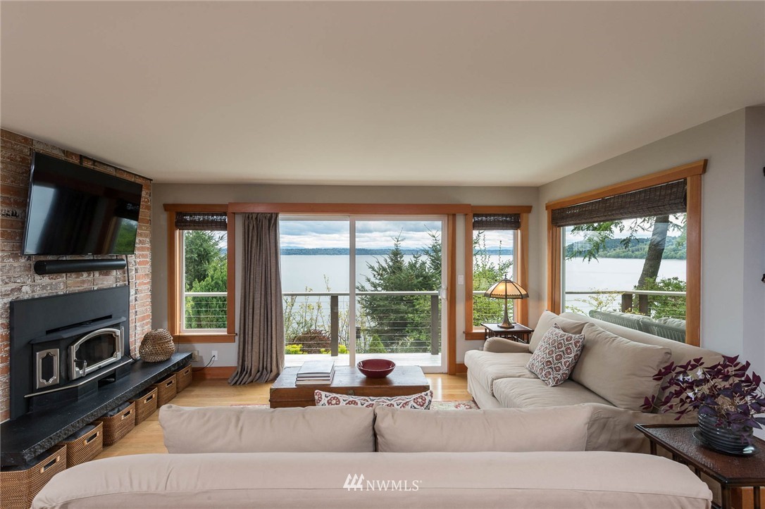 21432 Tramp Harbor Road Southwest Vashon, WA 98070 - Photo 6 of 25