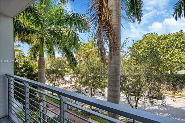 $6,800 | 87 North Shore Drive, Miami Beach, FL 33141