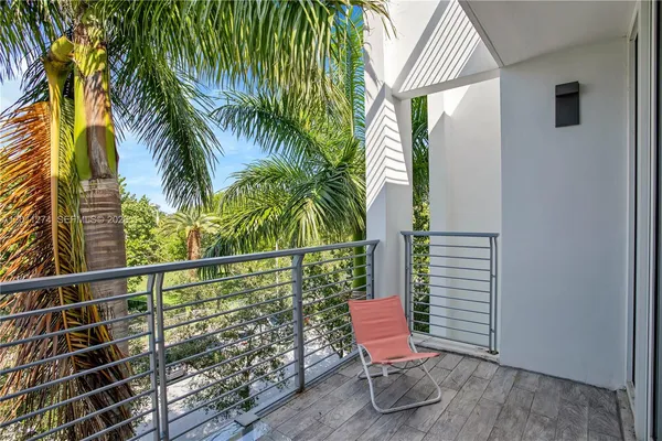 $6,800 | 87 North Shore Drive, Miami Beach, FL 33141