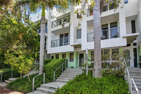 $6,800 | 87 North Shore Drive, Miami Beach, FL 33141