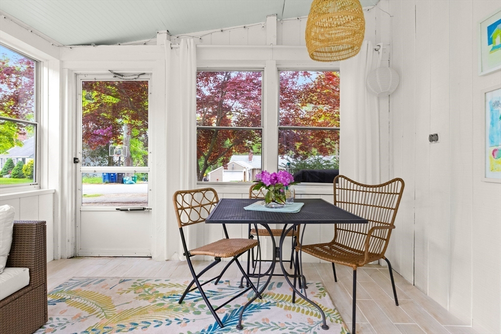 56 Postgate Road Hamilton, MA 01982 - Photo 12 of 29