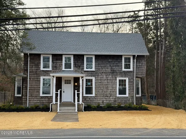 $2,750 | 327 Mantoloking Road, Brick, NJ 08723