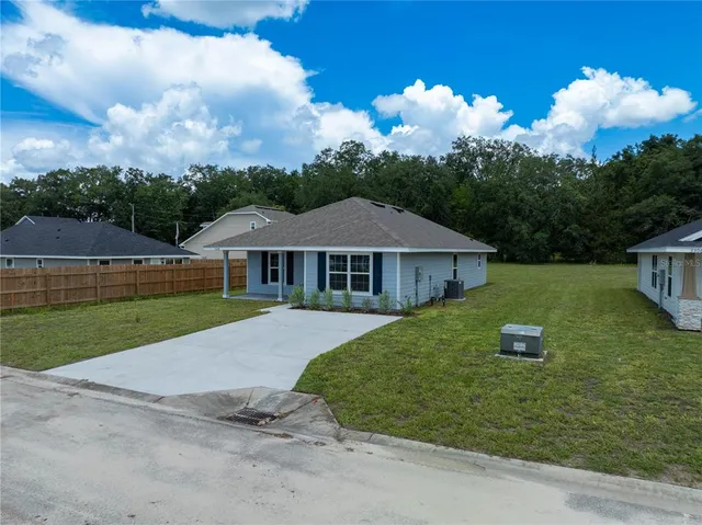 $234,400 | 3318 East Iris Lane, Bell, FL 32619