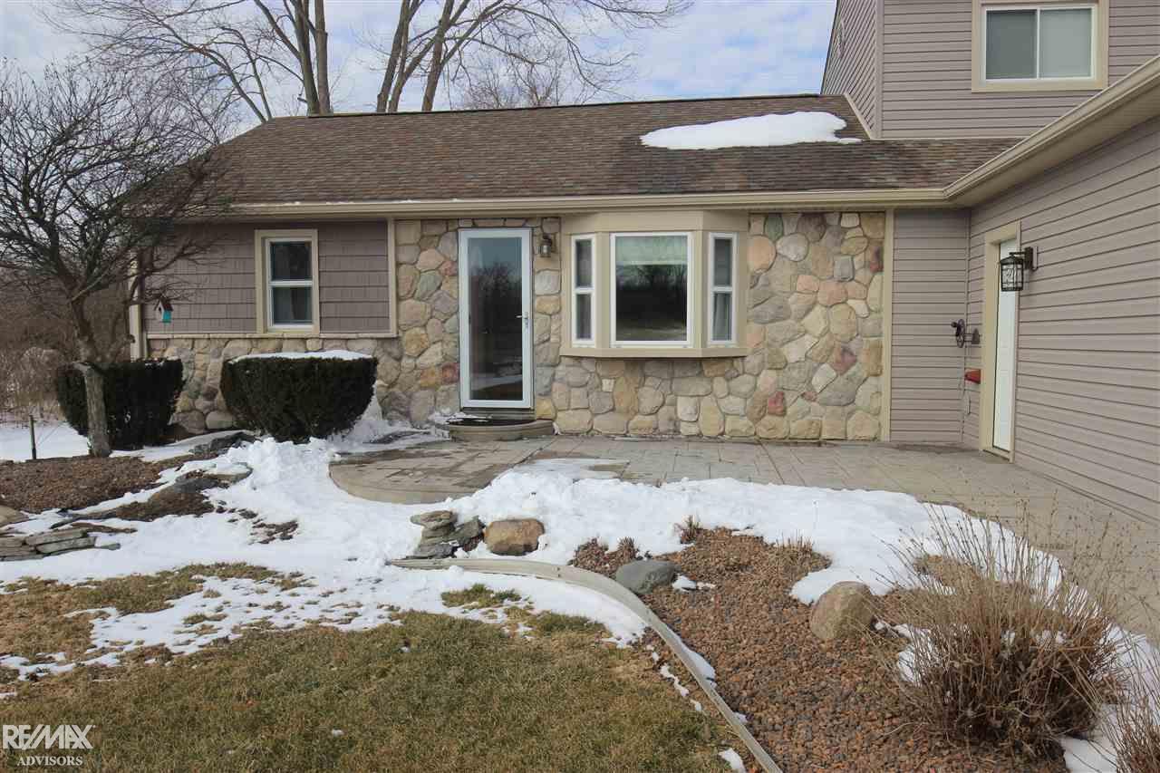 55389 Fairchild Road Macomb, MI 48042 - Photo 7 of 61 50006995-6.JPG